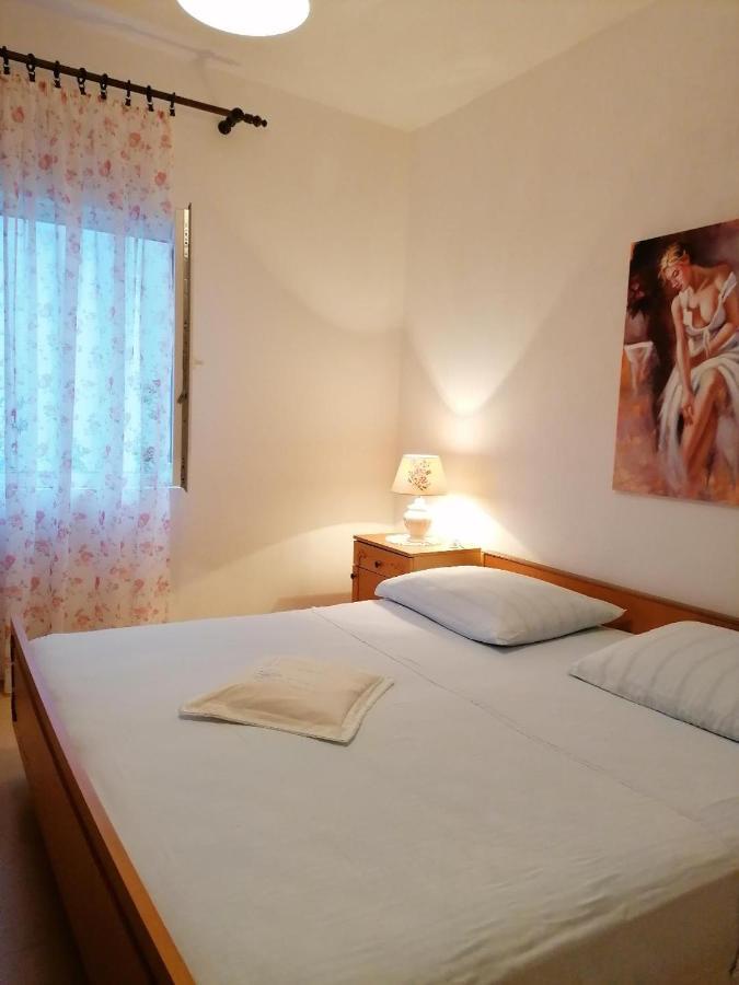 Apartmani Milisa L プリモシュテン エクステリア 写真